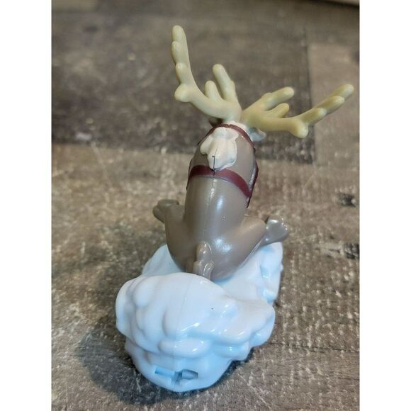 Disney McDonalds 2019 sven frozen reindeer toy figure - Picture 4 of 5